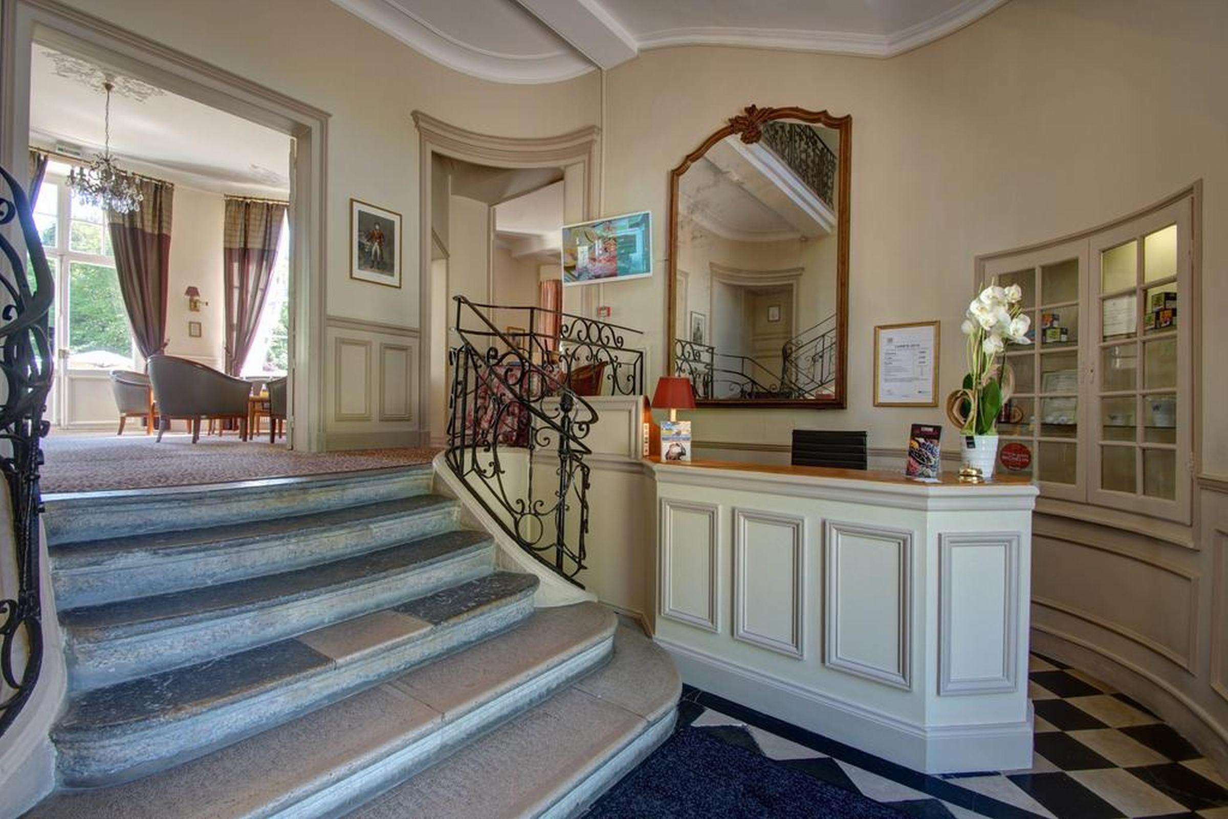 Hotel Chateau Clery Hesdin-l'Abbe Exterior photo